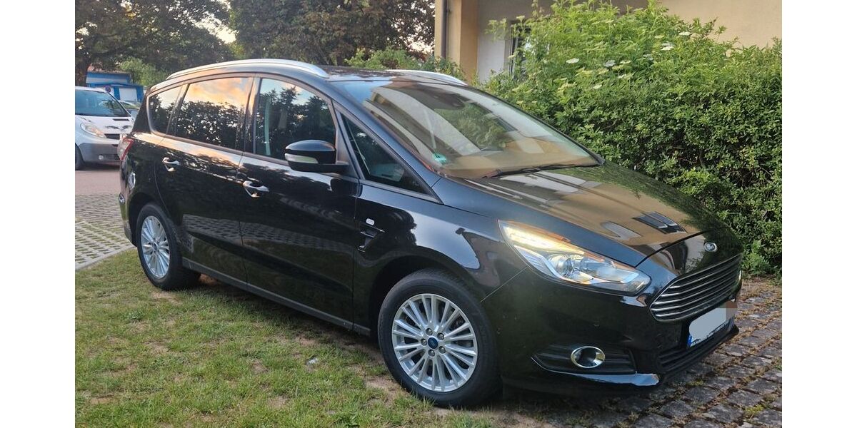 Ford S-Max 97.000 km 14.999 &euro; Schweinfurt 97424