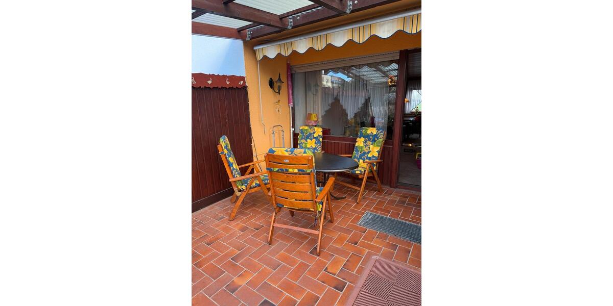 Reihenhaus Geldersheim - 4 Zimmer, 93 m&sup2;, 285.000&euro; | Angebot:26110818