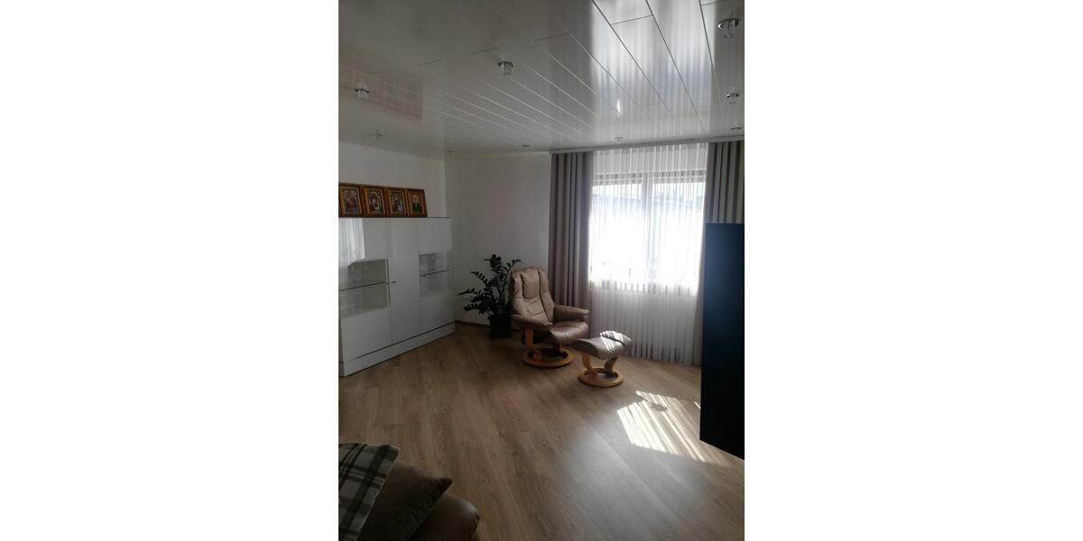 Etagenwohnung Bad Kissingen - 3 Zimmer, 95 m&sup2;, 680&euro; | Angebot:25224607