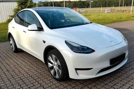 Tesla Model Y 131.554 km 30.950 &euro; Bad Kissingen 97688