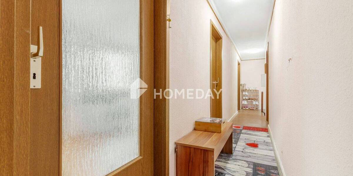 Einfamilienhaus Bergtheim Opferbaum - 8 Zimmer, 220 m&sup2;, 335.000&euro; | Angebot:25684249