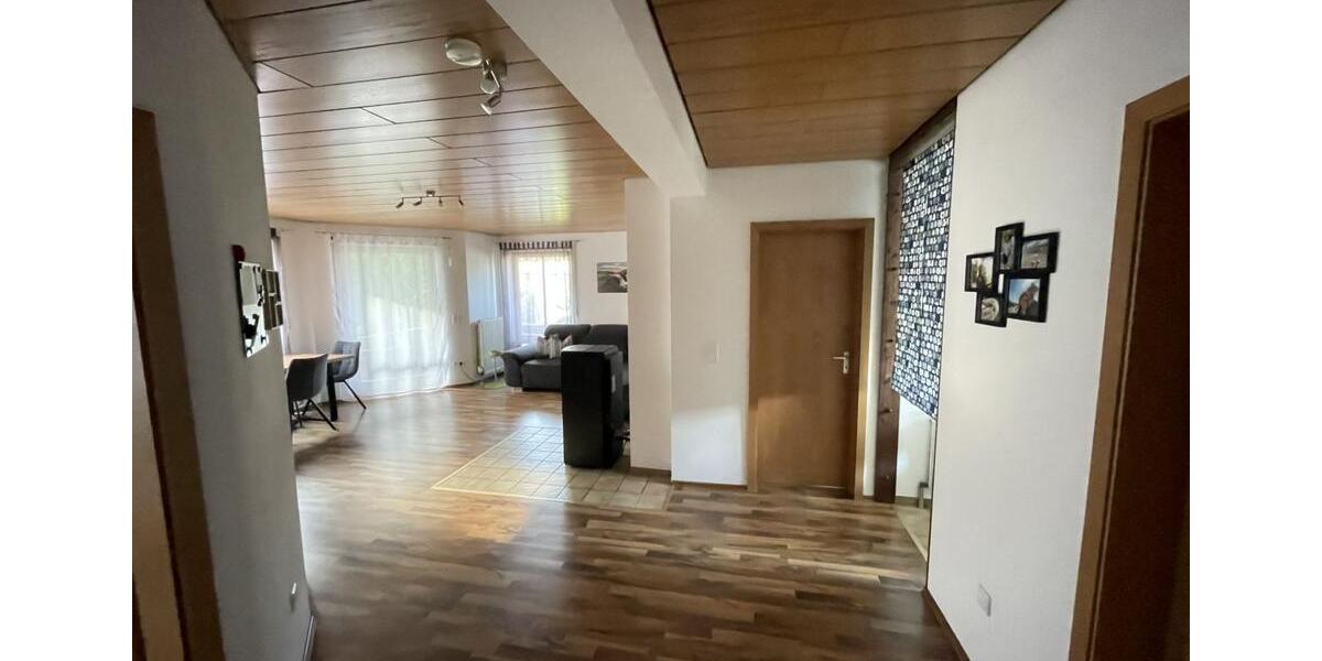 Erdgeschoßwohnung Schwebheim - 3 Zimmer, 65 m&sup2;, 199.500&euro; | Angebot:23538094