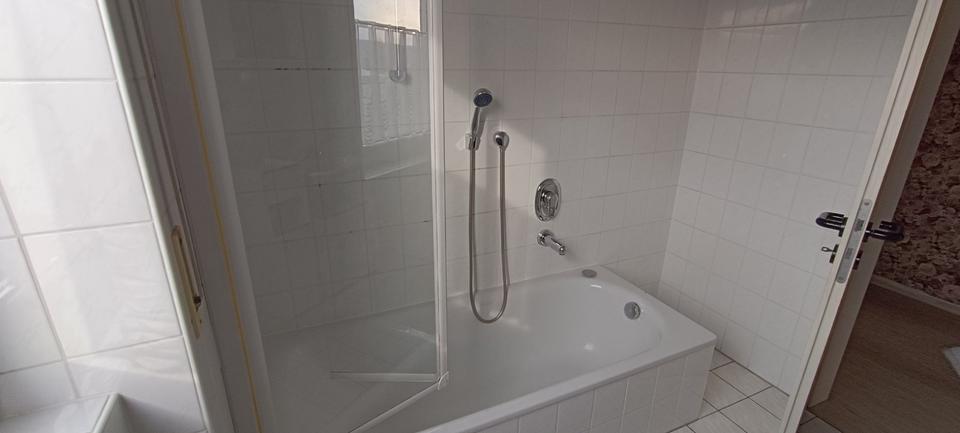 Dachgeschoßwohnung Burglauer - 3 Zimmer, 65 m&sup2;, 550&euro; | Angebot:25431650