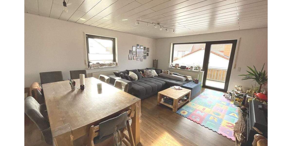 Mehrfamilienhaus, Wohnhaus Fuchsstadt - 8 Zimmer, 255 m&sup2;, 498.000&euro; | Angebot:25797456