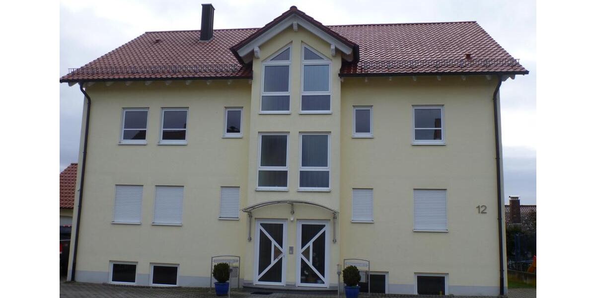 Etagenwohnung Üchtelhausen - 4 Zimmer, 130 m&sup2;, 860&euro; | Angebot:25944310