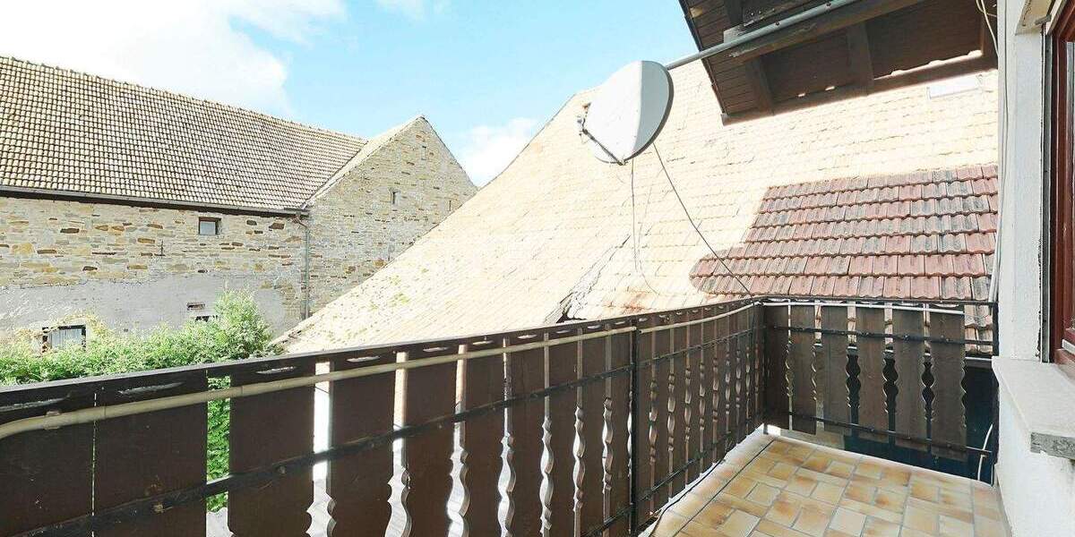 Einfamilienhaus Volkach Eichfeld - 1 Zimmer, 172 m&sup2;, 290.000&euro; | Angebot:25743799