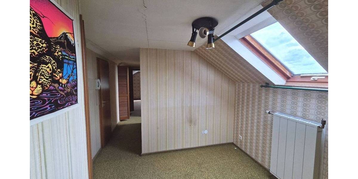 Mehrfamilienhaus, Wohnhaus Hofheim - 7 Zimmer, 150 m&sup2;, 265.000&euro; | Angebot:26930532
