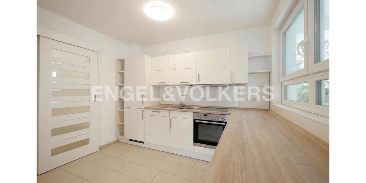 Einfamilienhaus Schweinfurt Bellevue - 5 Zimmer, 176 m&sup2;, 1.600&euro; | Angebot:26003796