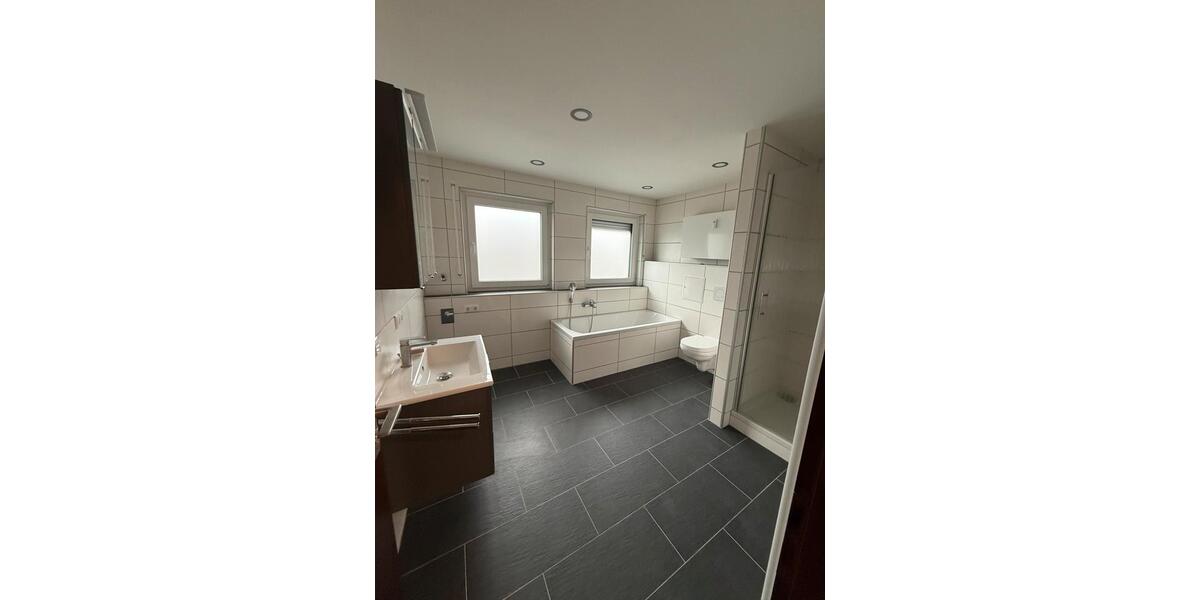 Etagenwohnung Bad Kissingen - 4 Zimmer, 95 m&sup2;, 850&euro; | Angebot:26029608