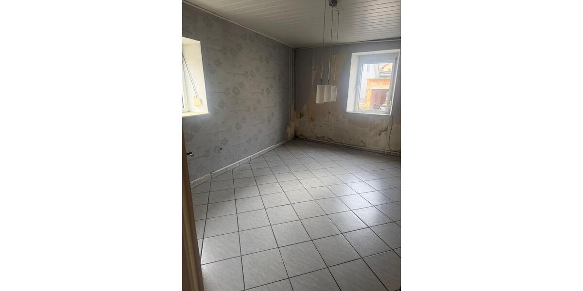 Einfamilienhaus Schweinfurt Haardt - 6 Zimmer, 180 m&sup2;, 188.000&euro; | Angebot:26184228
