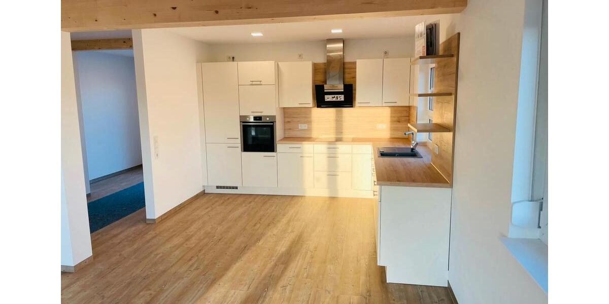 Doppelhaushälfte Hohenroth - 4.5 Zimmer, 122 m&sup2;, 1.195&euro; | Angebot:25845008