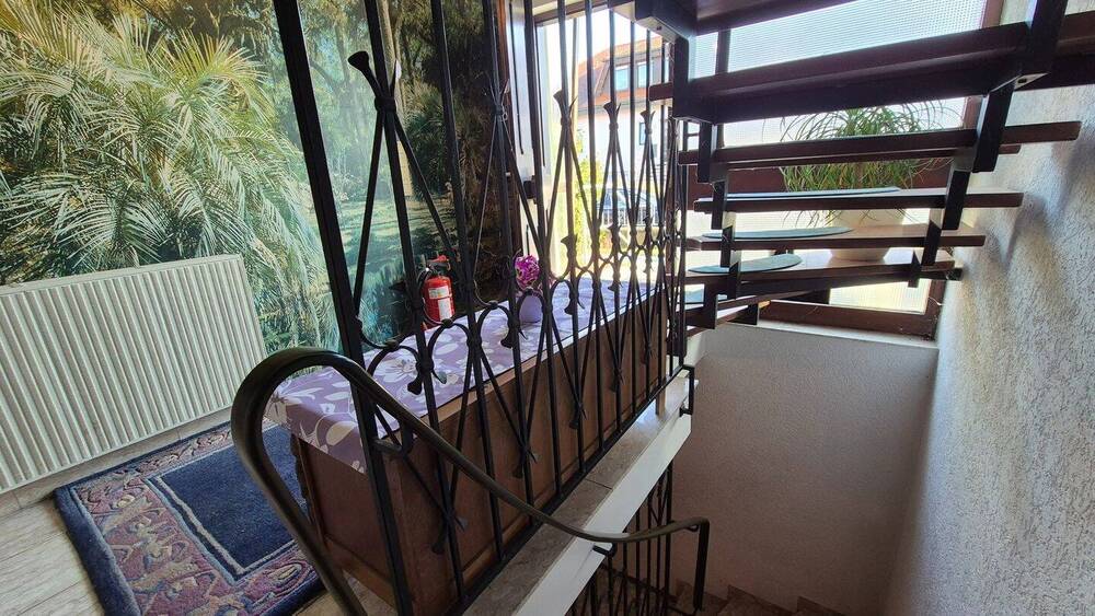 Mehrfamilienhaus, Wohnhaus Aura a.d.Saale - 7 Zimmer, 211 m&sup2;, 339.000&euro; | Angebot:26154575