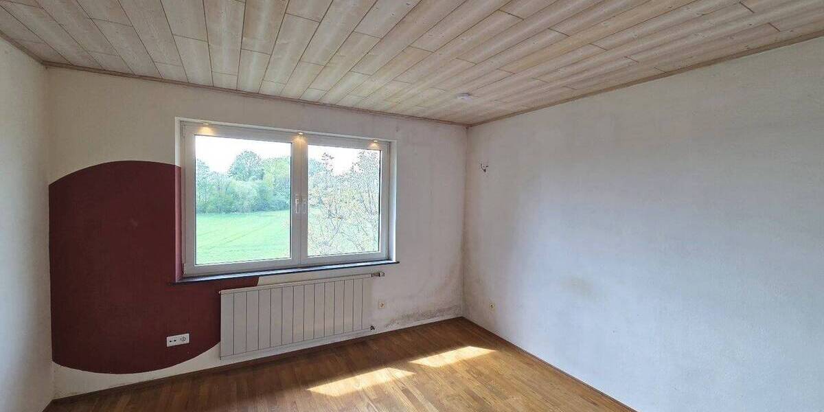 Mehrfamilienhaus, Wohnhaus Hofheim - 7 Zimmer, 150 m&sup2;, 265.000&euro; | Angebot:26930532