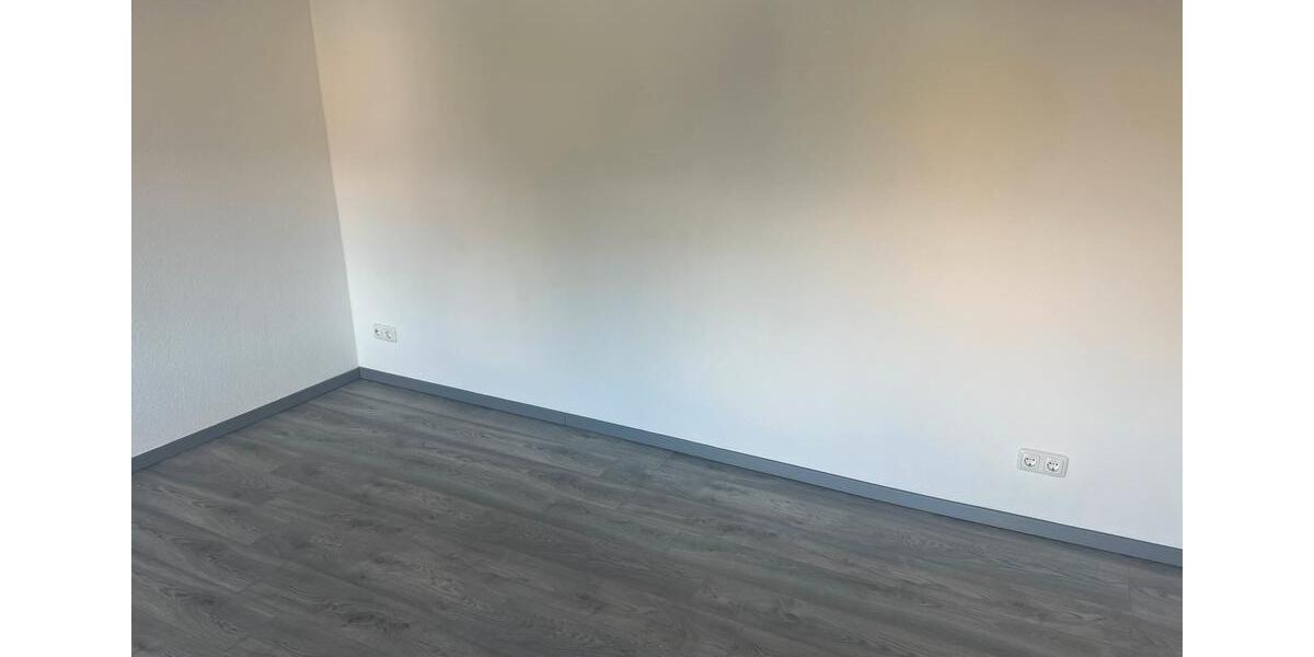 Etagenwohnung Elfershausen - 2 Zimmer, 68 m&sup2;, 610&euro; | Angebot:25175204