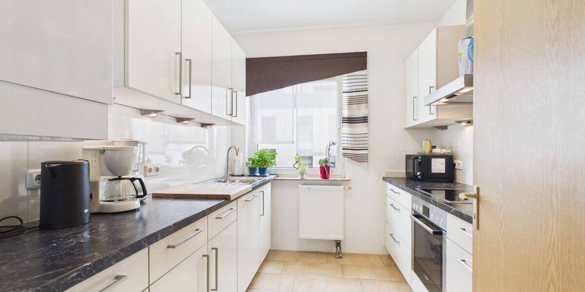 Etagenwohnung Schweinfurt Innenstadt - 3 Zimmer, 75 m&sup2;, 195.000&euro; | Angebot:26796882