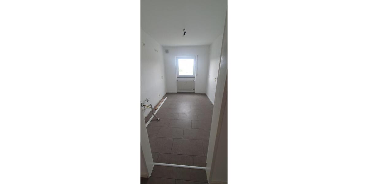 Etagenwohnung Schweinfurt Gartenstadt - 3.5 Zimmer, 91 m&sup2;, 460&euro; | Angebot:24631320