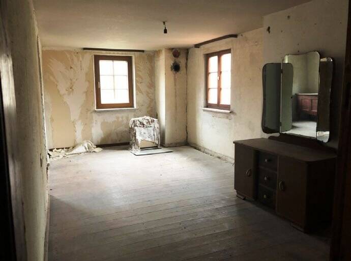 Einfamilienhaus Königsberg in Bayern Köslau - 1 Zimmer, 300 m&sup2;, 155.000&euro; | Angebot:25729002