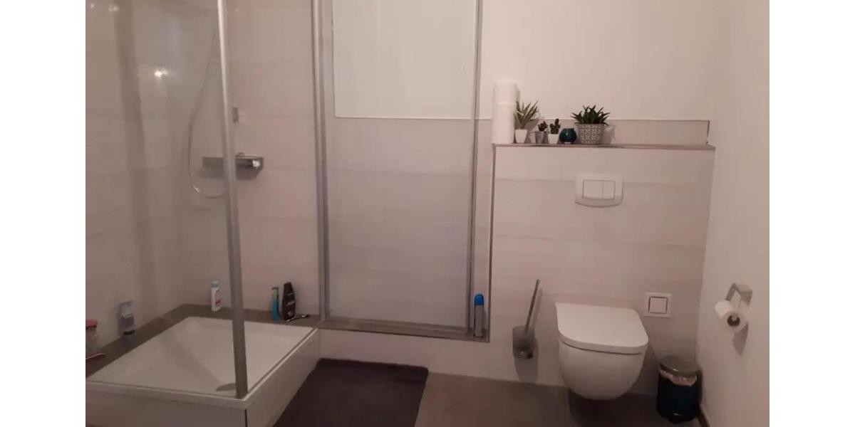 Etagenwohnung Riedbach - 6 Zimmer, 150 m&sup2;, 1.200&euro; | Angebot:24978605