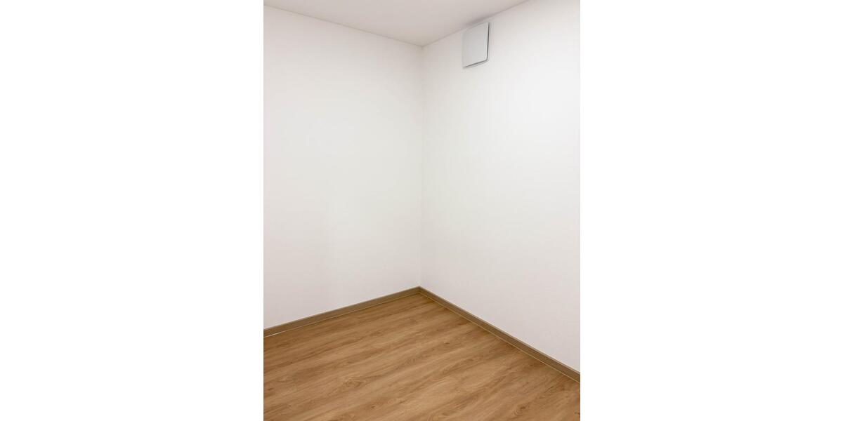 Erdgeschoßwohnung Estenfeld - 3 Zimmer, 103 m&sup2;, 1.235&euro; | Angebot:25415395