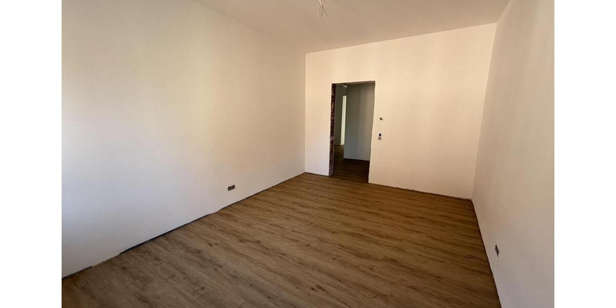 Etagenwohnung Volkach - 3 Zimmer, 100 m&sup2;, 1.200&euro; | Angebot:25405678