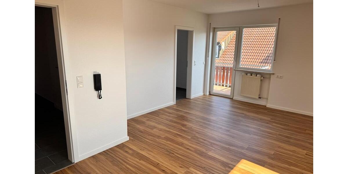 Dachgeschoßwohnung Hofheim in Unterfranken - 3.5 Zimmer, 74 m&sup2;, 695&euro; | Angebot:26535706