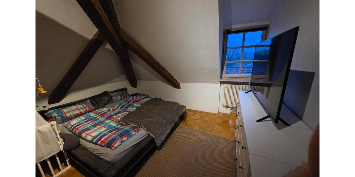 Dachgeschoßwohnung Haßfurt - 4 Zimmer, 86 m&sup2;, 780&euro; | Angebot:25512566