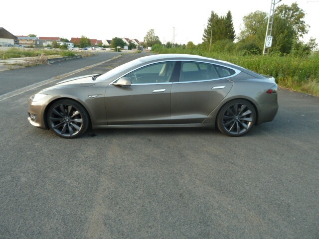 Tesla Model S 98.000 km 35.490 &euro; Bergtheim 97241