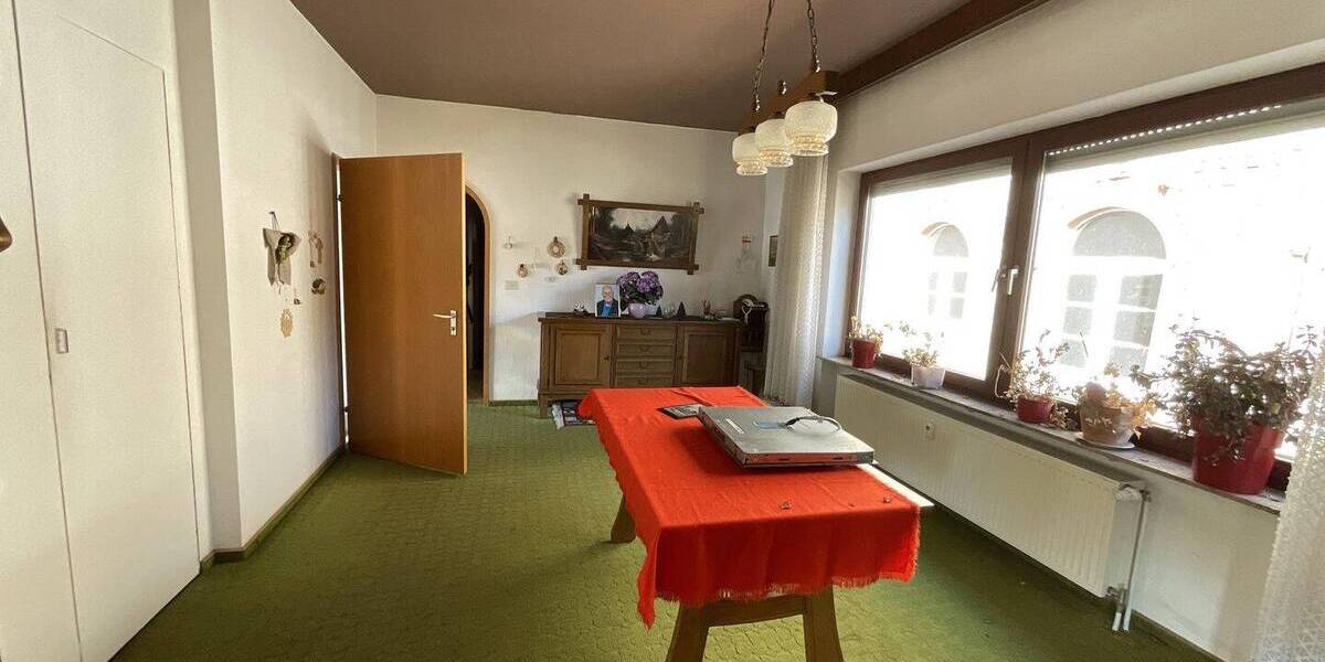 Mehrfamilienhaus, Wohnhaus Hammelburg - 1 Zimmer, 301 m&sup2;, 459.000&euro; | Angebot:26684249