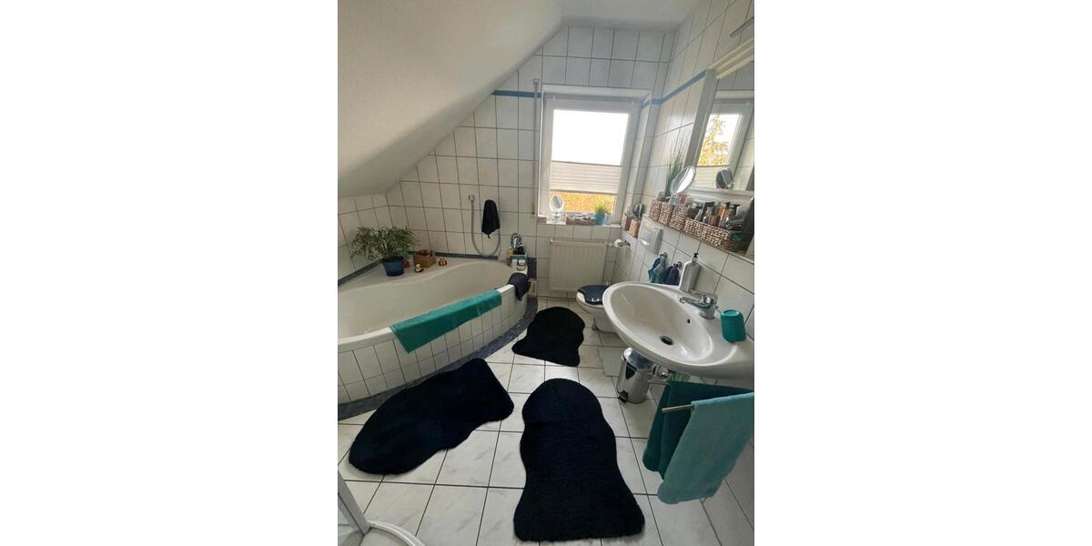 Etagenwohnung Bad Kissingen - 5 Zimmer, 130 m&sup2;, 1.400&euro; | Angebot:25796452