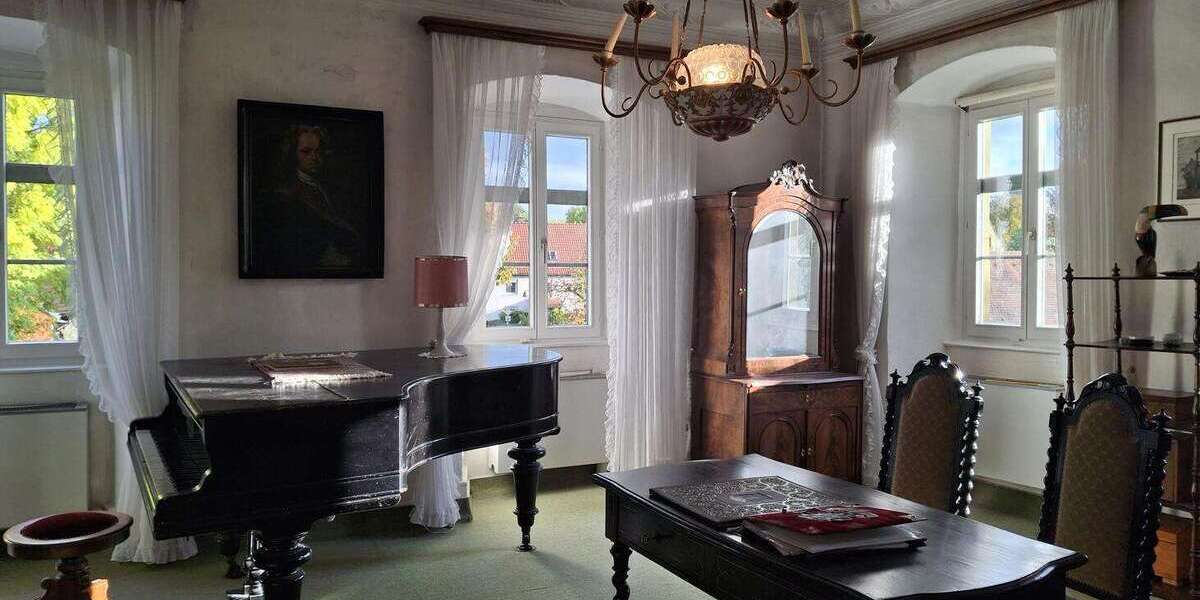 Einfamilienhaus Dettelbach - 10 Zimmer, 250 m&sup2;, 1.650.000&euro; | Angebot:25392906