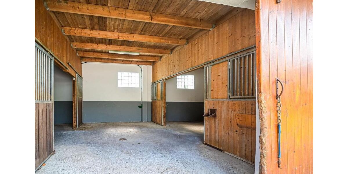 Mehrfamilienhaus, Wohnhaus Arnstein - 10 Zimmer, 260 m&sup2;, 500.000&euro; | Angebot:25510299