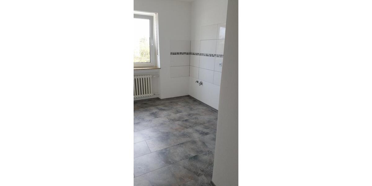 Etagenwohnung Schweinfurt Bellevue - 3 Zimmer, 80 m&sup2;, 730&euro; | Angebot:26000204