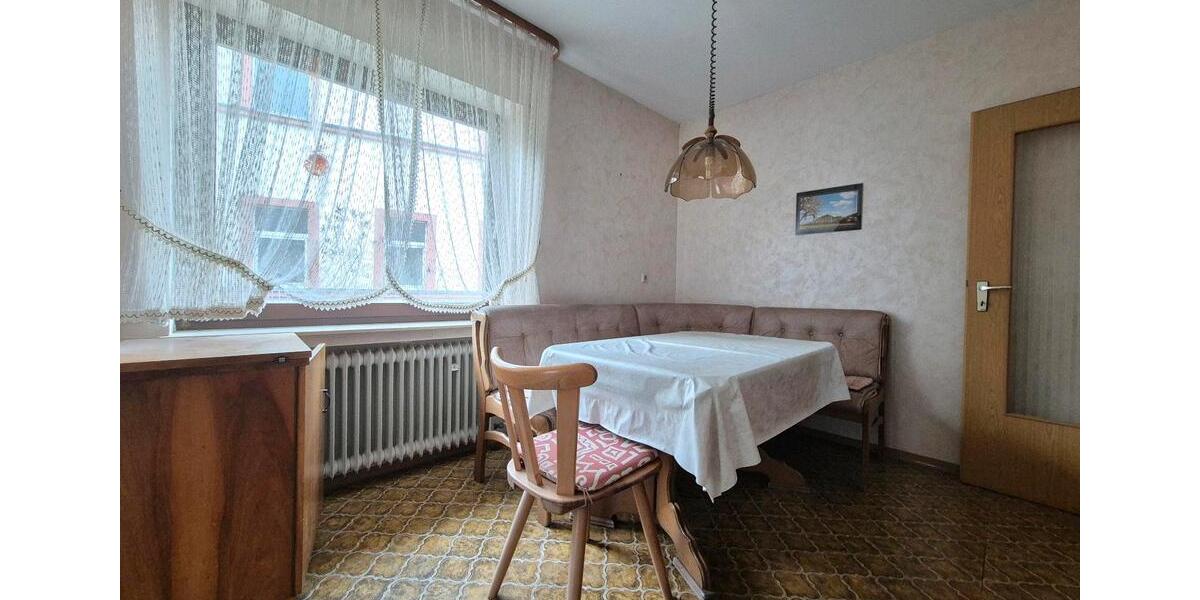 Mehrfamilienhaus, Wohnhaus Elfershausen - 5 Zimmer, 124 m&sup2;, 189.000&euro; | Angebot:24849046