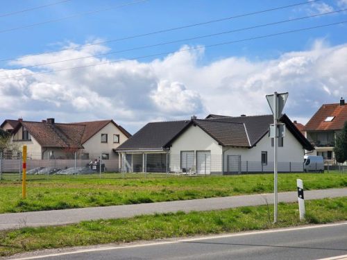 Wohn- und Geschäftshaus mit 2 Garagen und 3 Stellplätzen in 97502 Euerbach zwischen Schweinfurt und Würzburg (ID 10633) - Einfamilienhaus Euerbach Euerbach | Angebot:25521330