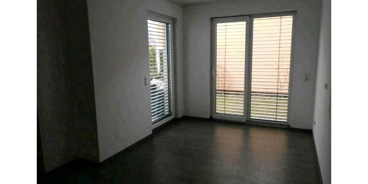 Erdgeschoßwohnung Sennfeld - 2 Zimmer, 79 m&sup2;, 315.000&euro; | Angebot:26697408