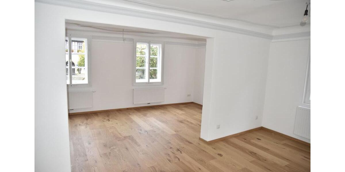 Etagenwohnung Königsberg in Bayern - 3 Zimmer, 72 m&sup2;, 690&euro; | Angebot:25987686