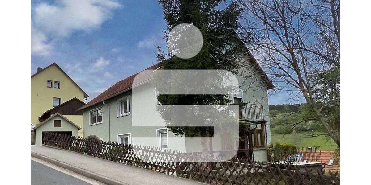 Einfamilienhaus Münnerstadt - 9 Zimmer, 235 m&sup2;, 245.000&euro; | Angebot:26751431
