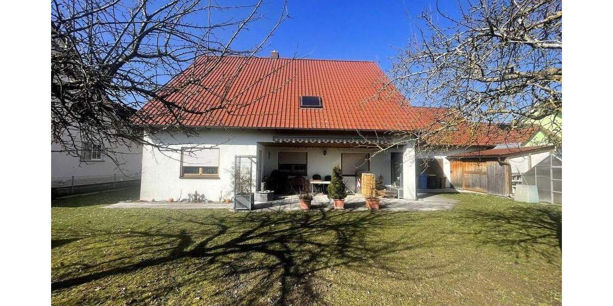 Mehrfamilienhaus, Wohnhaus Hofheim i.UFr. Ostheim - 6 Zimmer, 140 m&sup2;, 423.000&euro; | Angebot:25716358