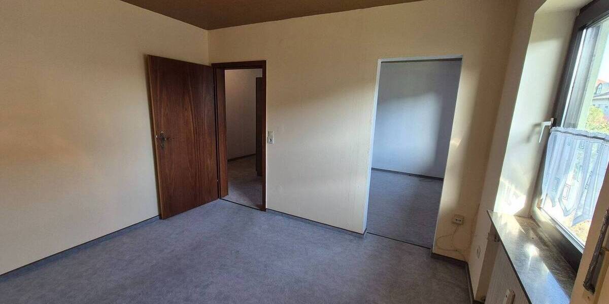 Mehrfamilienhaus, Wohnhaus Aura a.d.Saale - 7 Zimmer, 211 m&sup2;, 339.000&euro; | Angebot:26154575