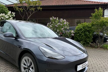 Tesla Model 3 66.070 km 29.900 &euro; Maßbach/Poppenlauer 97711