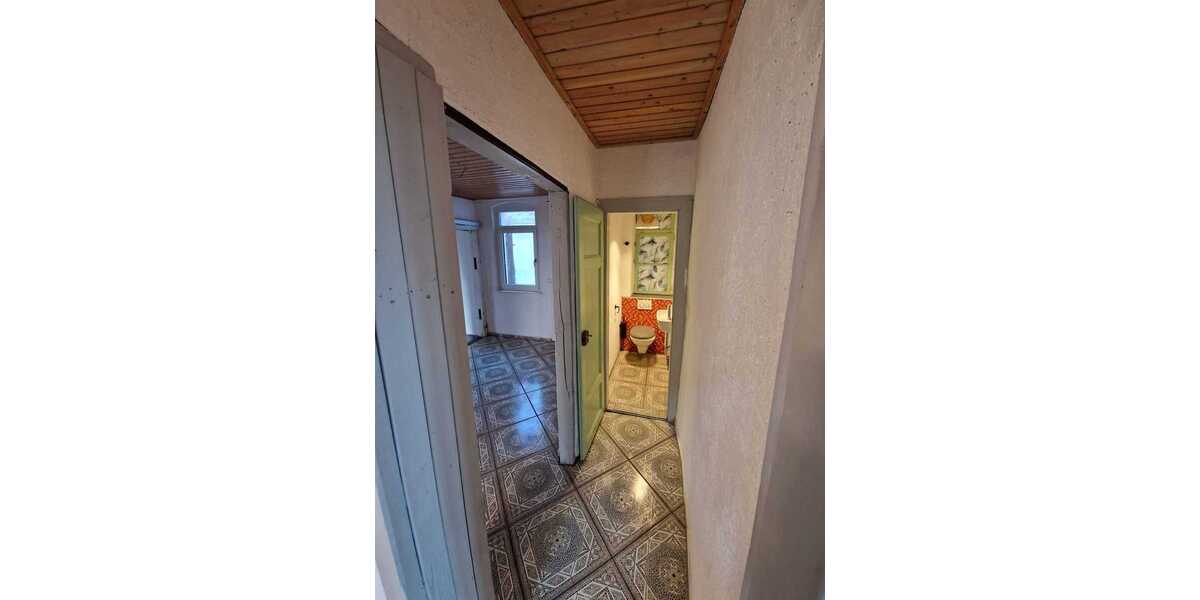 Einfamilienhaus Niederwerrn - 6 Zimmer, 129 m&sup2;, 250.000&euro; | Angebot:25664866