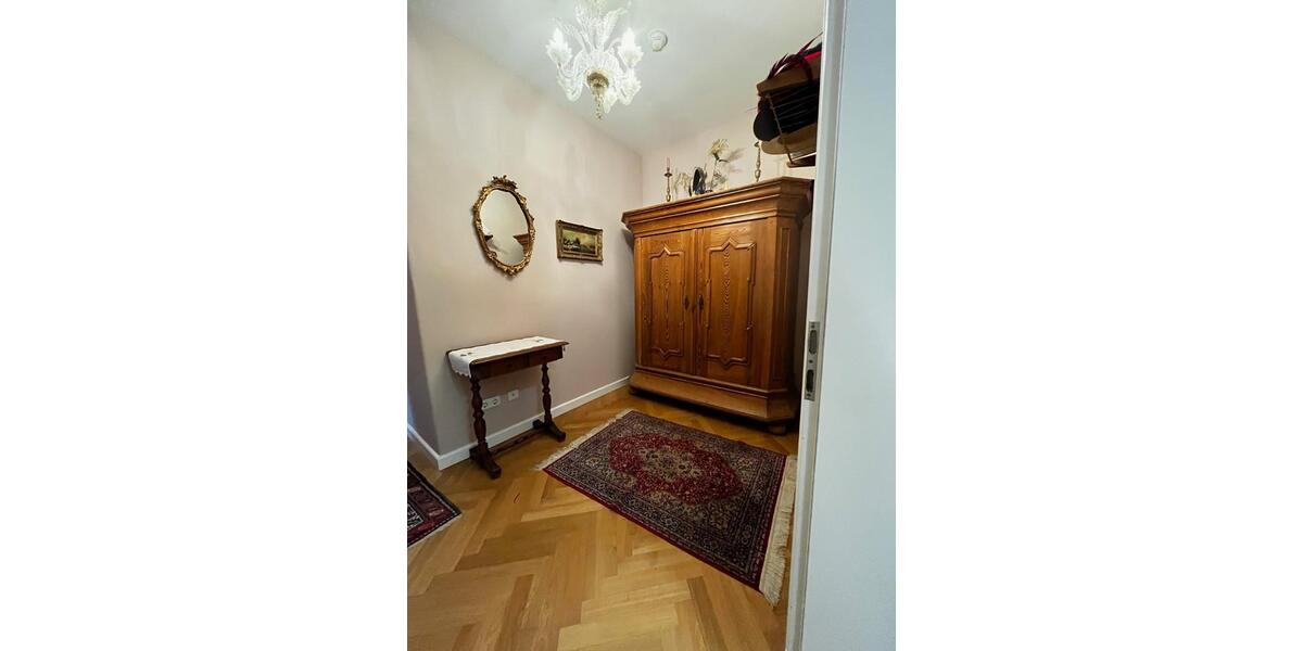 Etagenwohnung Gerolzhofen - 5 Zimmer, 150 m&sup2;, 1.237&euro; | Angebot:24877161