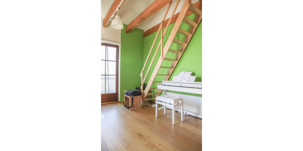 Einfamilienhaus Niederwerrn - 1 Zimmer, 339 m&sup2;, 1.190.000&euro; | Angebot:25774792