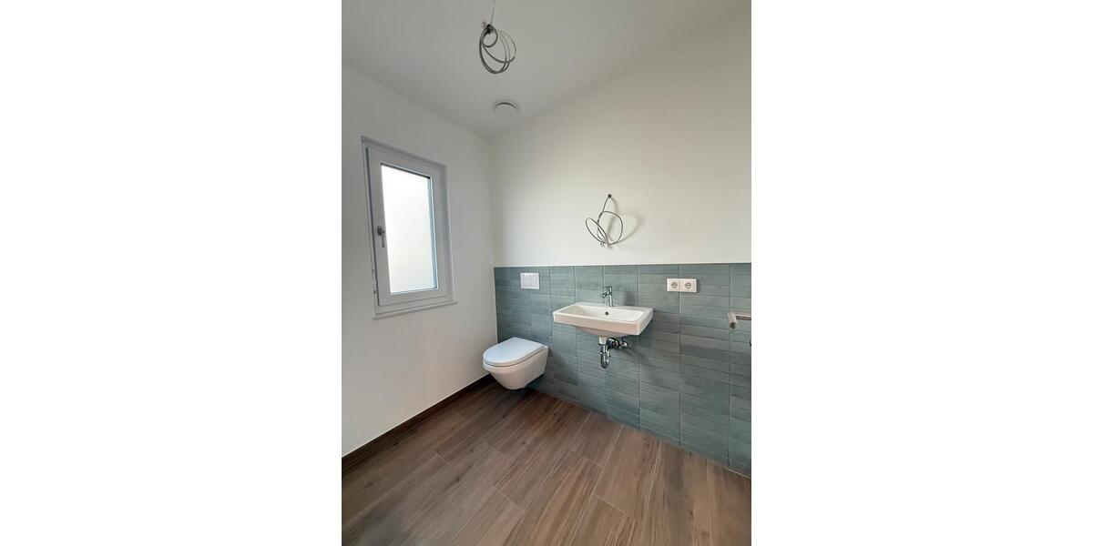 Doppelhaushälfte Unterpleichfeld - 5 Zimmer, 145 m&sup2;, 2.190&euro; | Angebot:26462335