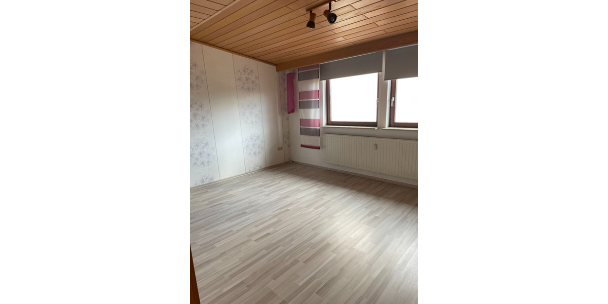 Dachgeschoßwohnung Bad Kissingen - 2 Zimmer, 53 m&sup2;, 450&euro; | Angebot:25942784