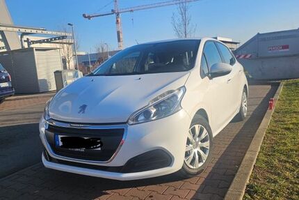 Peugeot 208 67.100 km 7.190 &euro; Röthlein 97520