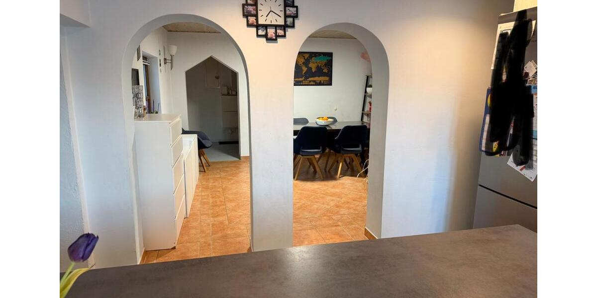 Etagenwohnung Rimpar - 4 Zimmer, 125 m&sup2;, 1.100&euro; | Angebot:26018667