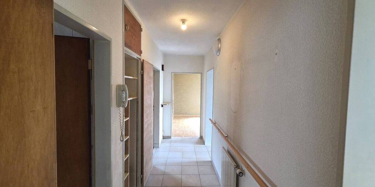 Mehrfamilienhaus, Wohnhaus Hofheim - 7 Zimmer, 150 m&sup2;, 265.000&euro; | Angebot:26930532