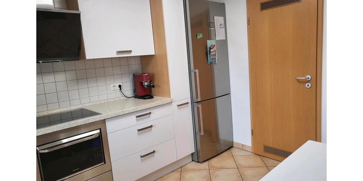 Dachgeschoßwohnung Schweinfurt Haardt - 4 Zimmer, 92 m&sup2;, 275.000&euro; | Angebot:25303527