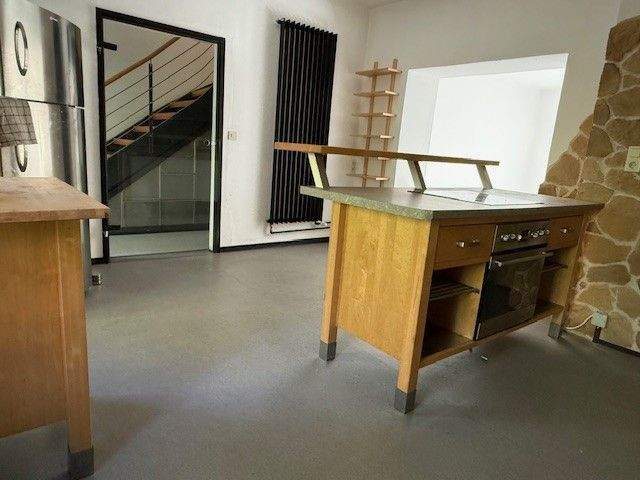 Etagenwohnung Volkach Rimbach - 6 Zimmer, 200 m&sup2;, 1.690&euro; | Angebot:25736617